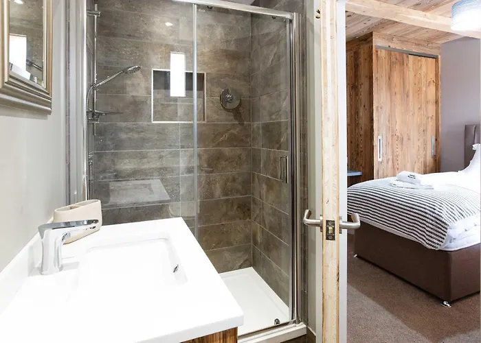 Des Amis- Year Appartement