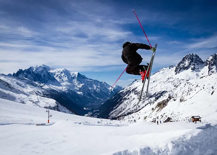 Des Amis- Year Chamonix
