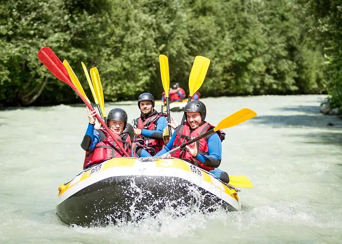 Des Amis- Year Appartement