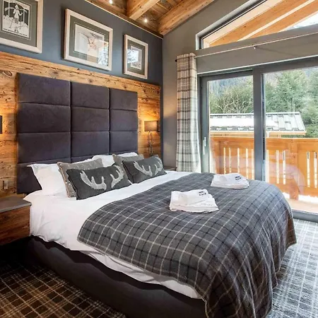 Des Amis- Year Apartment Chamonix