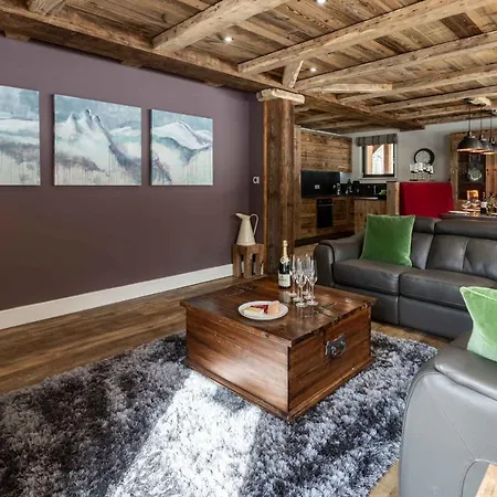 Des Amis- Year * شامونكس