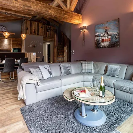 Des Amis- Year Apartment Chamonix