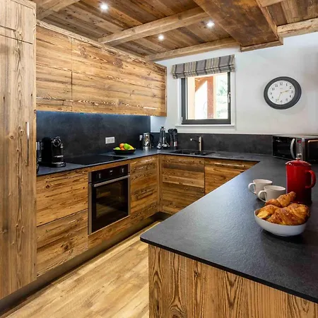 Des Amis- Year Apartment Chamonix